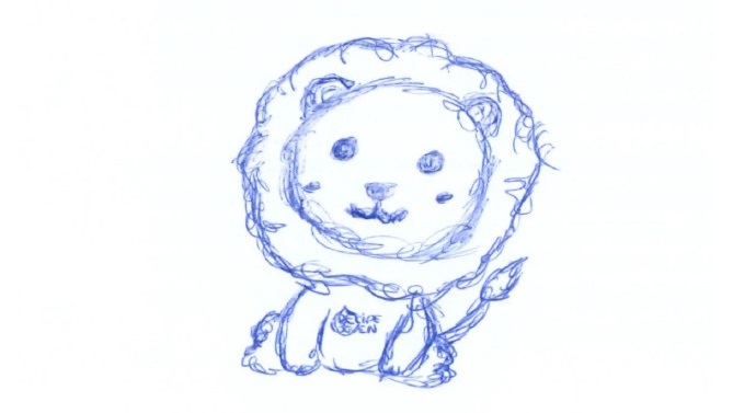 Dibujo estilo boceto de cachorro con capucha de león, rasgos adorables y trazos azules realizados a mano sobre fondo claro