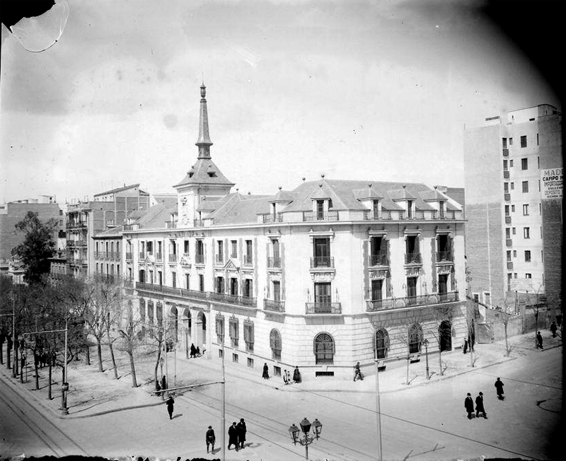 Aspecto del antiguo bulevar situado en la calle Alberto Aguilera: