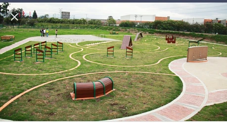 PARQUE CANINO PARQUE CANINO