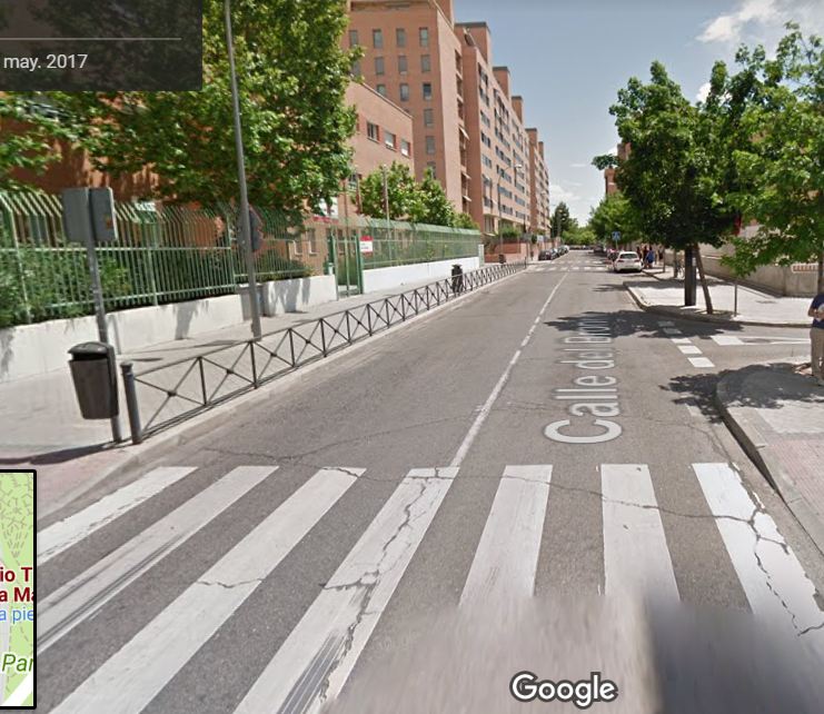 Paso de Cebra calle Bronce