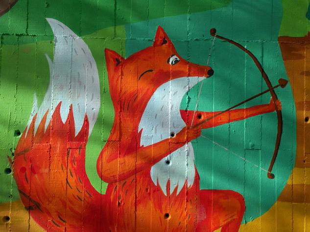 Detalle del zorro pintado en el mural del Parque del Casino de la Reina.