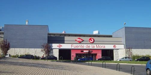 Estación_de_Fuente_de_la_Mora_(Madrid)_01.jpg