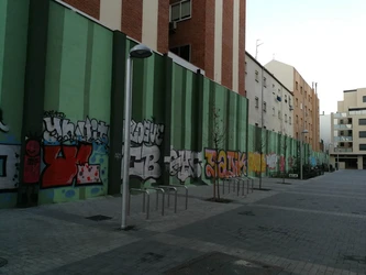 Estado actual de la tapia de la plaza de Bravo Murillo 107 Estado actual de la tapia de la plaza de Bravo Murillo 107