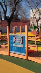 Parque de integración en el CEIP Escuelas Bosque, en Moncloa.