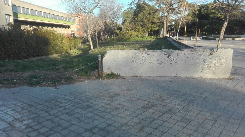 ACCESO_PARQUE_PRADOLONGO_2.jpg