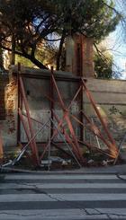 TAPIA HISTÓRICA DE LA CASA DE CAMPO EN PLAZA STA CRISTINA- CALLE SAN CRISPIN
