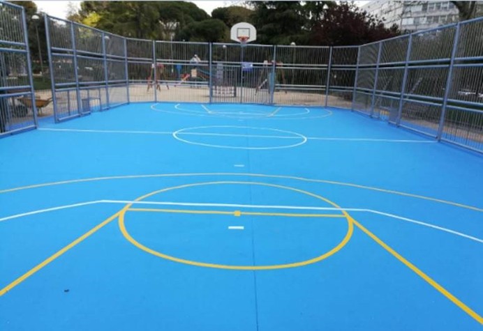 Pista_baloncesto_Enrique_Herreros_1.jpg