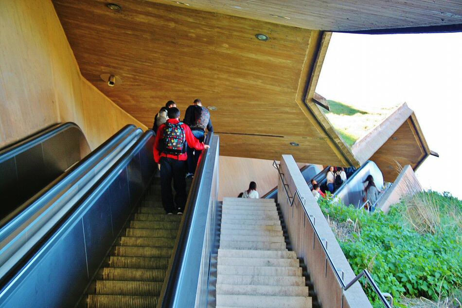 Escaleras y rampas mecanizadas panorámicas