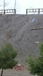 Valla_madera_vandalizada.jpg
