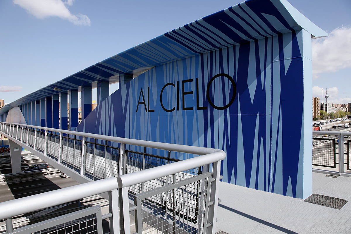 Pasarela de la M30 cercana al Puente de Vallecas