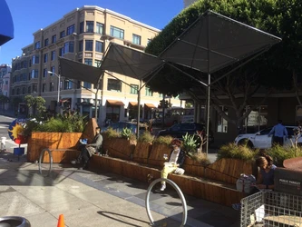 Ejemplo de parklet Ejemplo de parklet