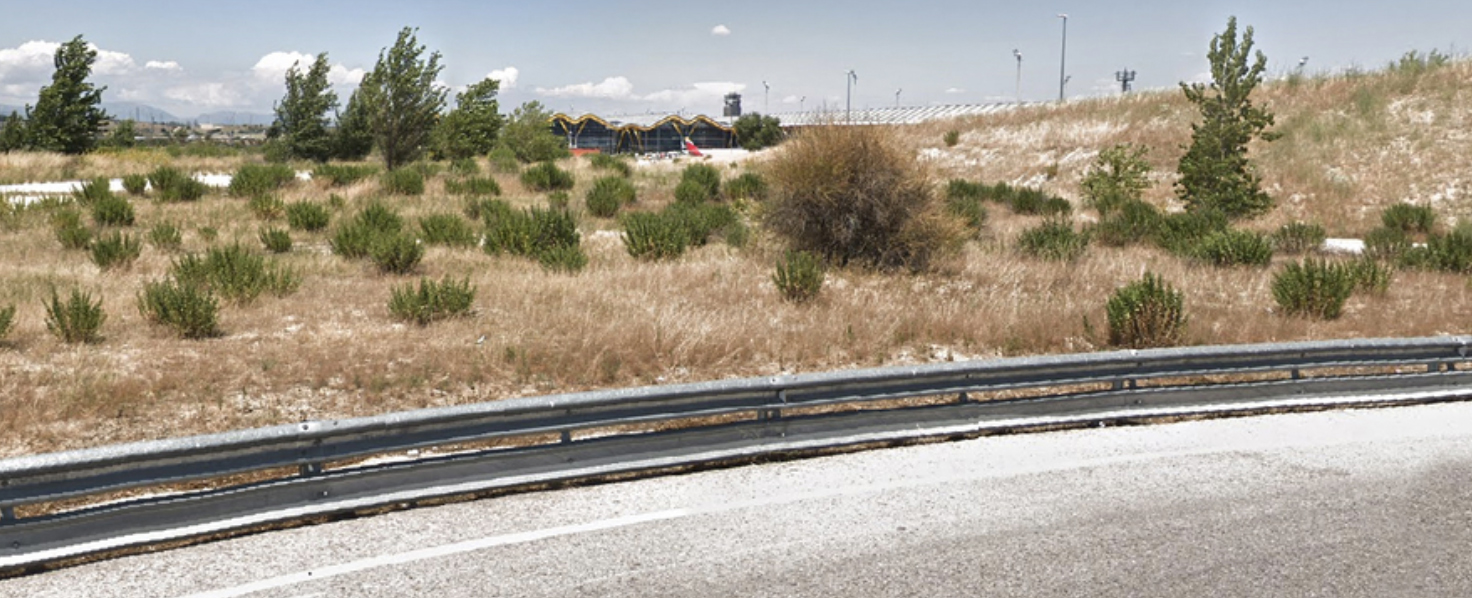 Exteriores de la T4. No hay acceso a pie. Sólo vehículos. Foto de Google Maps