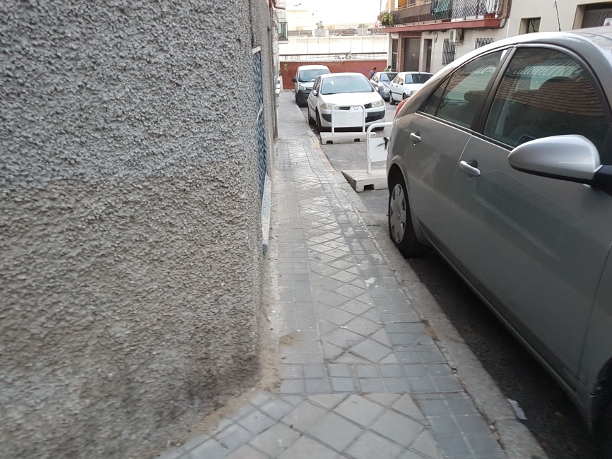 PRINCIPALES BARRERAS ARQUITECTÓNICAS DE VILLAVERDE BAJO