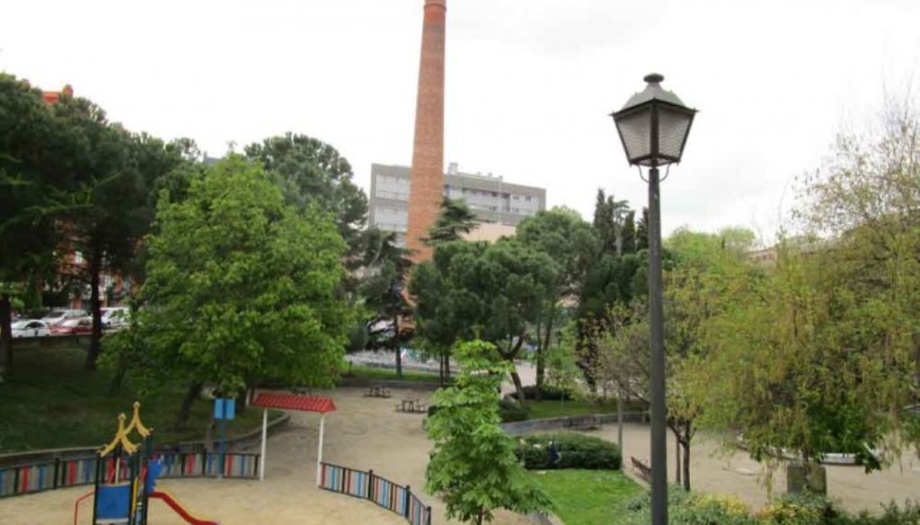 La chimenea, pasado y futuro en el barrio.