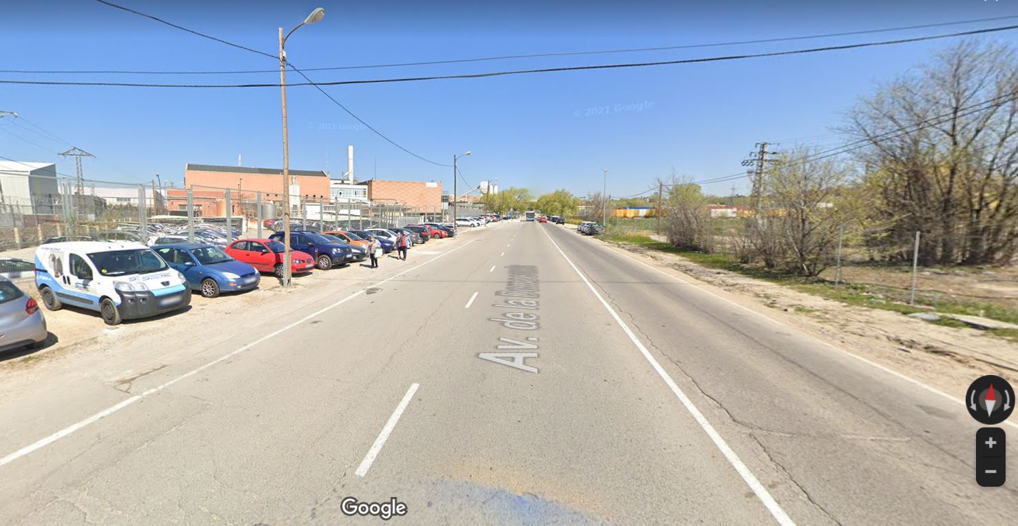 Mejora movilidad Avenida Democracia y mejora comunicación