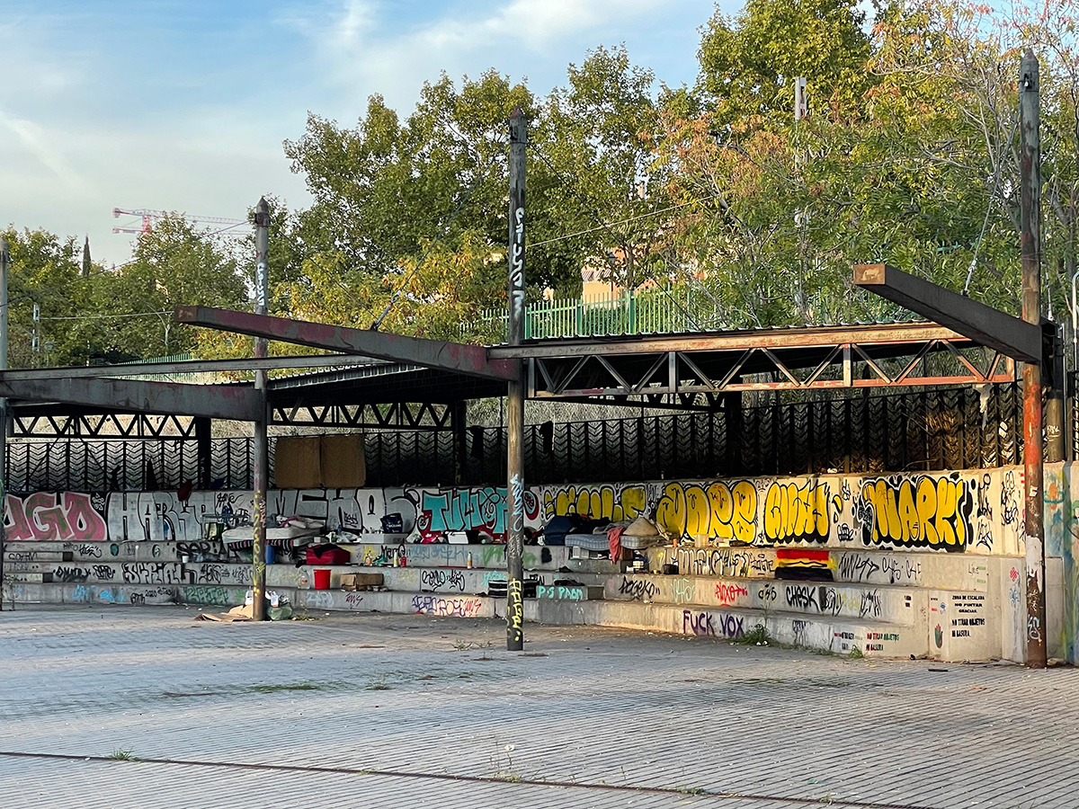 Graderío Antracita 37