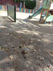Estado actual de parques infantiles ( calle Boltaña con San Faustino )