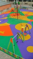 PARQUES INFANTILES SUELO DE CAUCHO