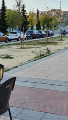 Parterres vacíos en calle Principe Carlos