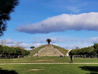 Parque Lineal del Manzanares.jpg
