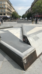Módulo de skate en la Plaza de la República en París