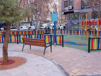Plaza_Luca_de_Tena.jpg