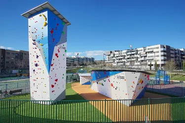 La imagen es de una instalación similar recientemente estrenada en el parque Buenavista de Getafe y es simplemente a nivel orientativo.