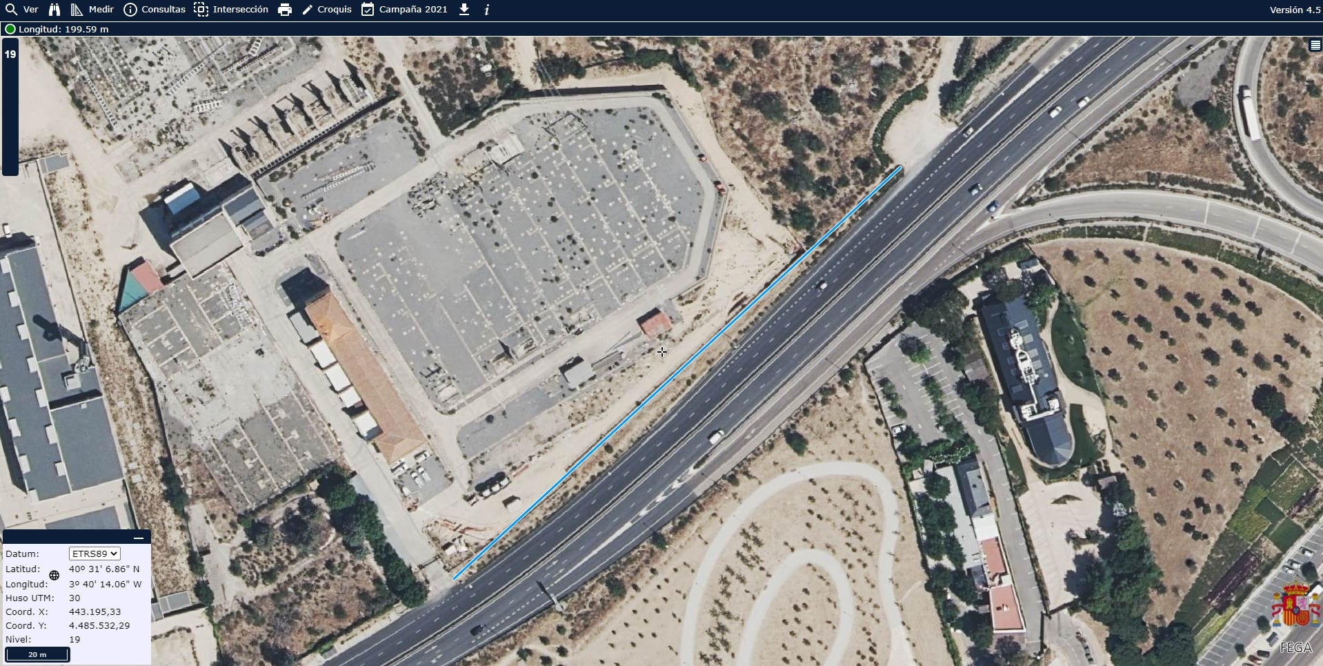 Desde la entrada a la subestación de Iberdrola hasta el camino de acceso al parque de Valdelatas apenas hay 200m que no disponen de acera.