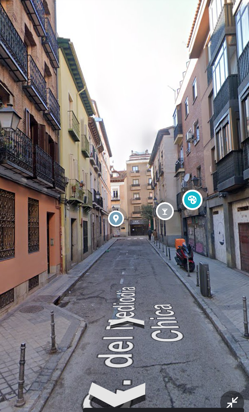 Calle Mediodía Chica 