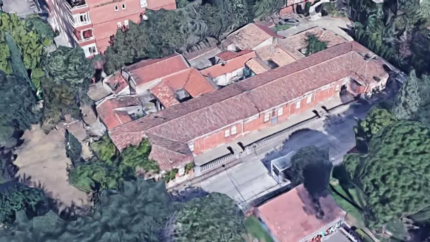 Vista de satélite de las instalaciones abandonadas en Cea Bermúdez 2