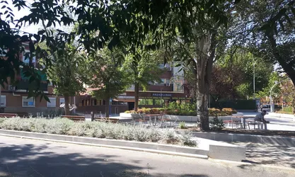 8_Plaza_Pajarones_(2).JPG