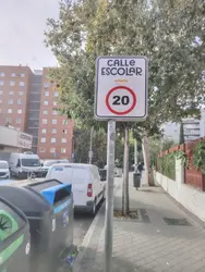 2_señalizacion_vertical.jpg
