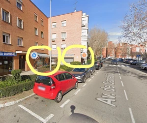 Alimentación y bar sin zona de carga y descarga