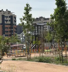 4_mobiliario_y_juegos_infantiles.png